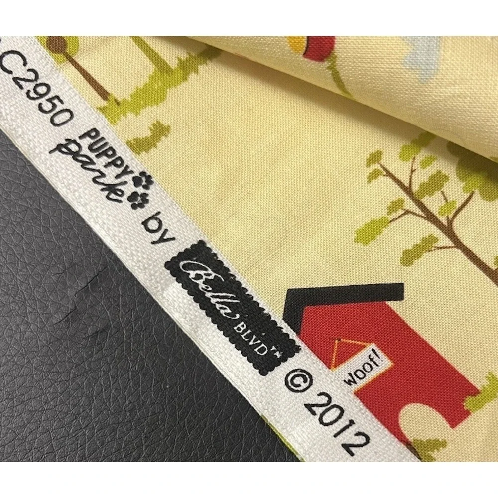 Riley Blake Puppy Park 44"x 1 1/4 Yards Cotton Fabric - Picture 4 of 4